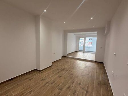 ESCLUSIVO! VENDESI STUDIO ADATTABILE IN 1+1 VICINO A SPAK, EX STAZIONE DEL TRENO! 137.200 €