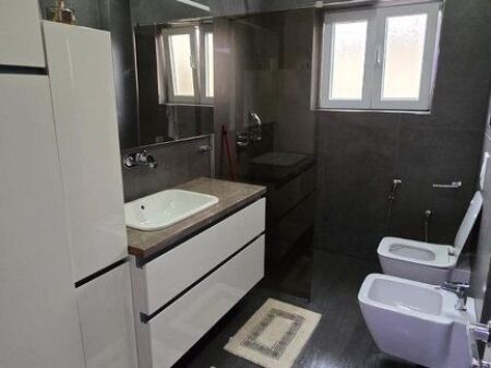 JEPET ME QIRA APARTAMENT 2+1+PARKIM NE SAUK