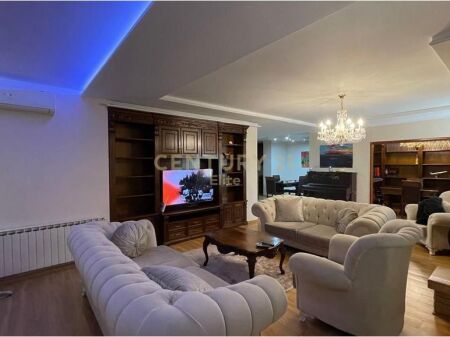 Rent, Apartment 2+1+2, Willson Square
