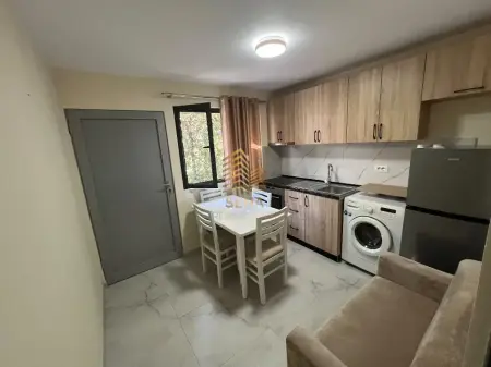 Affitto, Ingresso Privato,1+1,Scuola Unita,35.000 Leke/mese