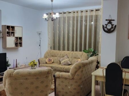 Qera | Apartament 2 + 1 | Blloku | 900 €/muaj