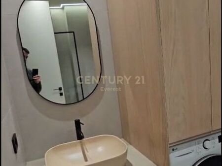 "Golden Tower Residence" – Appartamento Premium 1+1 in Affitto