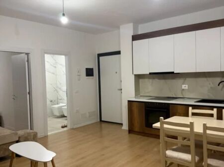 Jepet me qera apartamenti 1+1