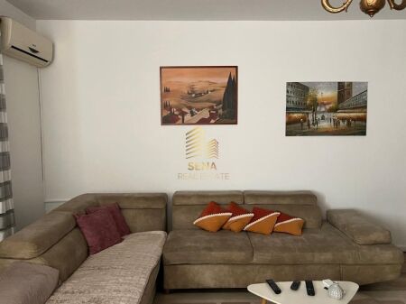 Affitto, Ingresso privato, 3+1, Ospedale QSUT, 70.000 Lek/mese