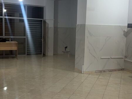 WAREHOUSE FOR RENT 65 M2 DURRESIT STREET 50,000 LEKE FH-93244