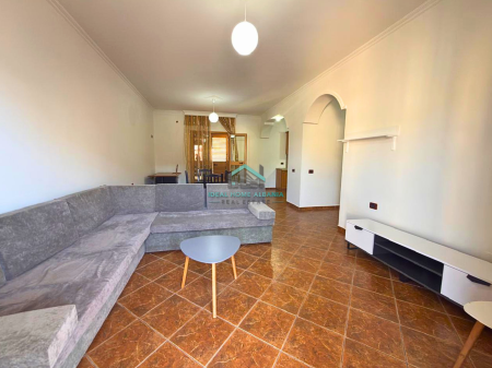 APARTAMENT 2+1 ME QIRA – PRANË PASTICERI ELEZAJ, VLORË
