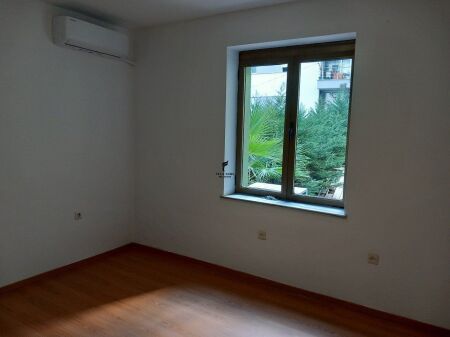 APPARTAMENTO IN AFFITTO 3+1 PAZARI I RI 60.000 LEKE FH-93420