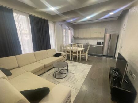 Apartment 3+1+Parking Space for rent in Sauk, Xhabrahimet Street.