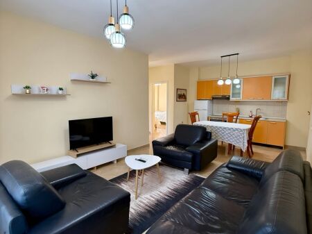 Apartment for rent 2+1+2 at Riviera, Vlorë