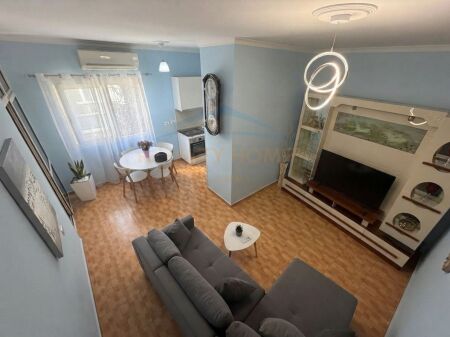 Qera , Apartament 2+1 , Rruga e Barrikadave , Tirane