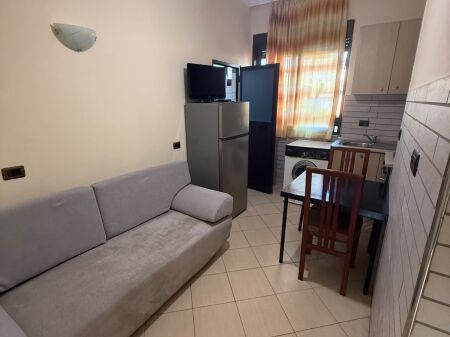 QERA APARTAMENT 1+1 RRUGA 5 MAJI!