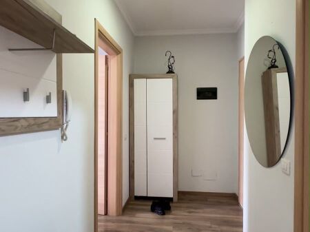 Apartament 1+1, Don Bosko!
