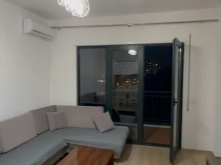 JEPET ME QIRA | APARTAMENT 1+1 + PARKIM – GREEN CITY 
