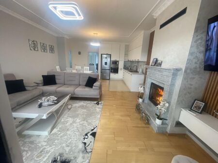 APARTAMENT 2+1+PARKIM NE FARKE