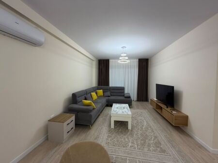 Apartament 2+1+Parking+Verande per qira tek Liqeni i Thate.
