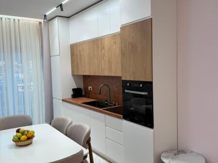 Jepet apartament 2+1 me qira tek Rezidenca Porta Tirane e re , Sauk .