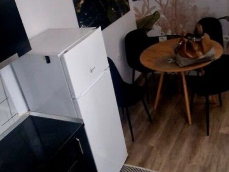 🏡 JEPET ME QIRA DUPLEX – RRUGA E BARRIKADAVE 📍