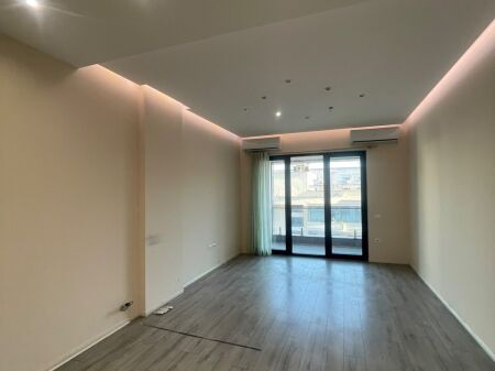 APARTAMENT PER SHITJE 2+1+2 SQUARE 21