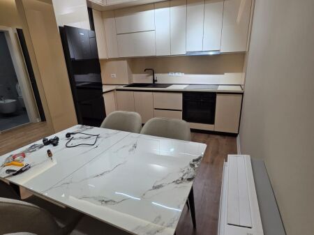 Affitto | Apartament 1 + 1 | Rruga 5 Maji, Concord Center| 600 €/mese