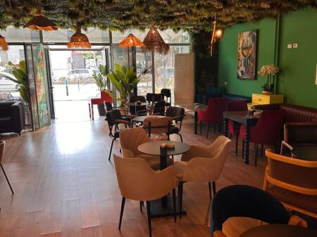 Jepet ambient bar coffee duplex me qera tek Rruga Konferenca e Pezes , prane UKT , Yzberisht , Misto Mame , Rruga e Kavajes , Pallati me Shigjeta .