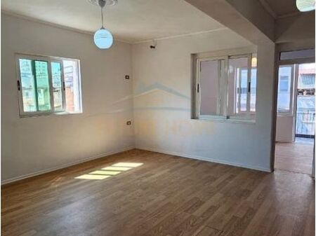 Shitet, Apartament 2+1, Spitali, Durrës 105,000 €    9,800,000 Lekë
