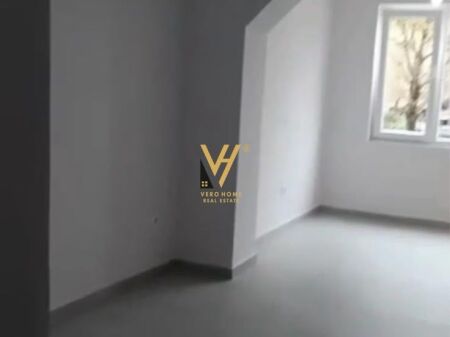 BUSINESS PREMISES 100 M2 FOR RENT IN BRRYL 1,000 EURO