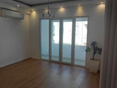 Kopshti Zologjik shitet Apartament 2+1+2tualete +2ballkone