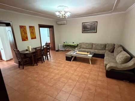 APPARTAMENTO IN AFFITTO 3+1+2 (per 6-8 studenti) - DON BOSKO, TIRANA