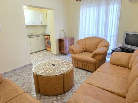 3+1 apartment for rent at Bulevardi Zogu i Pare, Hamit Shijaku Street, Fortuzi Street, former Train Station.