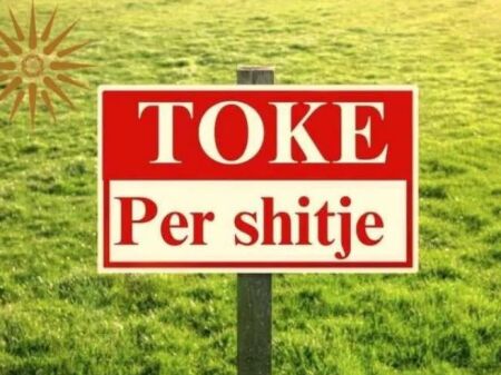  TOKË PËR SHITJE –  Farkë, përballë Balladës – Tiranë