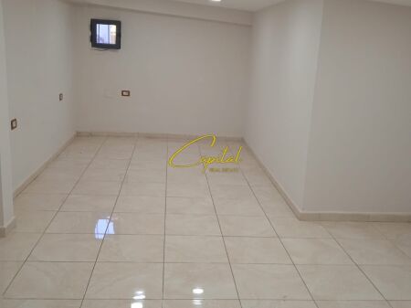 SHOP FOR RENT 30 M2 MINE PEZA STREET 45,000 LEKE