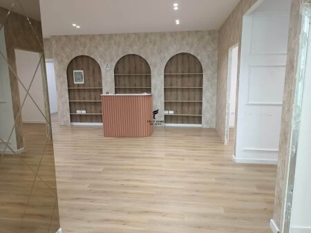 OFFICE FOR RENT 80 M2 ASTIR 60,000 LEKE FH-93660