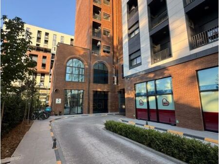 Shitet, Apartament 1+1, Rruga e Kavajës, Tiranë
