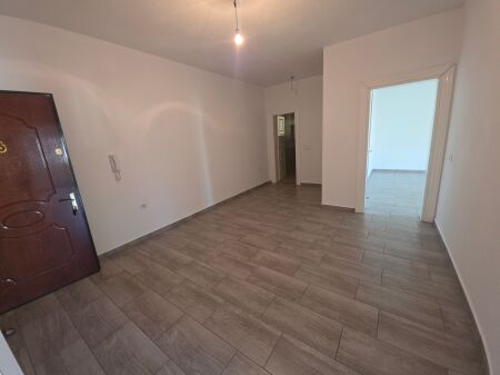 🏡 Appartamento 2+1 in affitto  📍Via Shkëlqim Fusha, sottopasso di Kodra e Diellit
