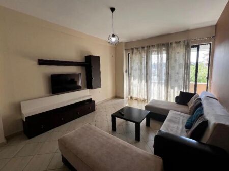 Jepet me qira apartament 2+1 në Astir pranë Well!