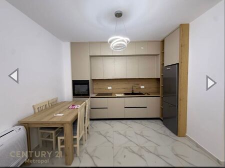 2+1, at 88 Laprake, 700 thousand lek