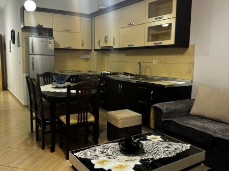 JEPET ME QERA  APARTAMENT 1+1 - SHKOZE, TIRANE