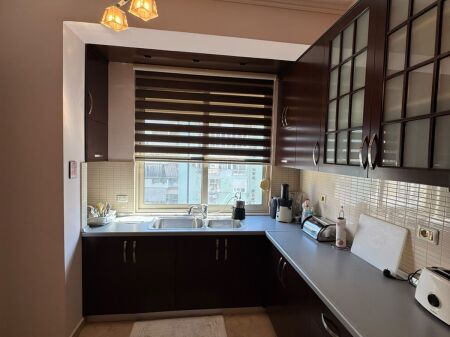 Affitto | Apartament 2 + 1 + Parkim | Komuna e Parisit | 850 €/mese