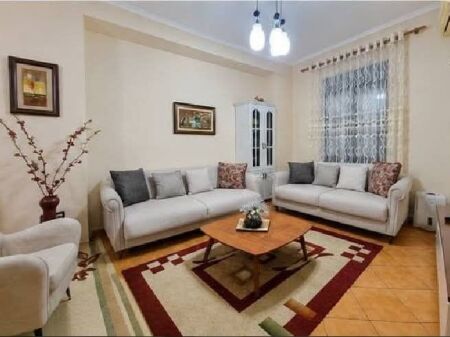IN AFFITTO APPARTAMENTO 3+1+2 - BLLOKU, TIRANA (vicino agli Edifici Shallvare) 