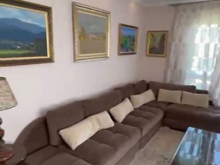 Affittasi 2+1+parcheggio Comune di Parigi 850€