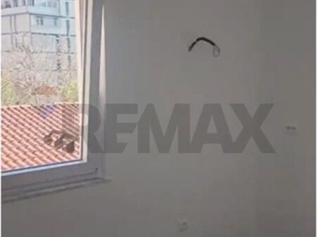 APARTAMENT 1+1 PËR SHITJE – SHKOLLA E KUQE