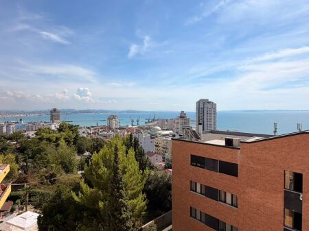 AFFITTASI APPARTAMENTO 2+1+3 BALCONI VILA E ZOGUT, DURRES