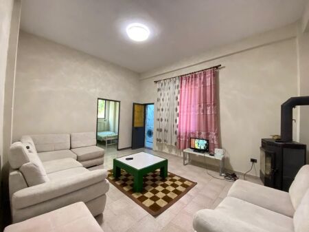 Appartamento 1+1  In affitto a 21 Dhjetori  Via Frosina Plaku vicino Hotel Mondial