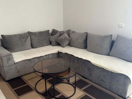 Jepet Apartament 2+1 me qera ne Plazh