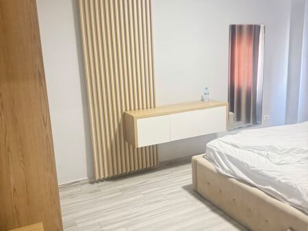 Jepet Me Qera Apartament 1+1+1 Ballkon