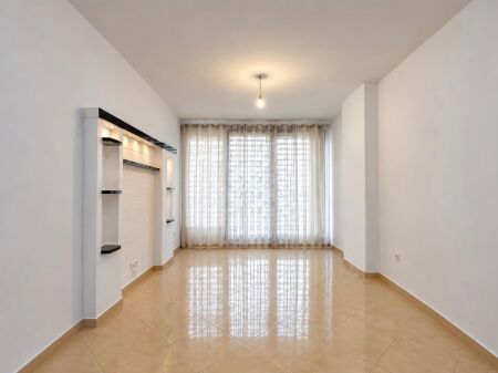APARTMENT 2+1 EMPTY YZBERISHT KMY