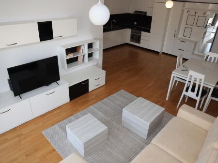 Jepet me qira apartament 2+1+2