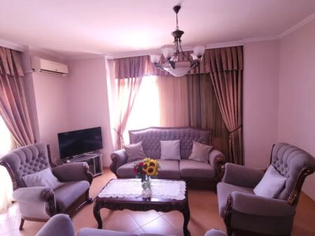 Jepet me qera apartamenti 2+1