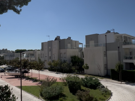 Apartament 2+1+2 ne shitje te Perla Resort, Gjiri i Lalëzit.