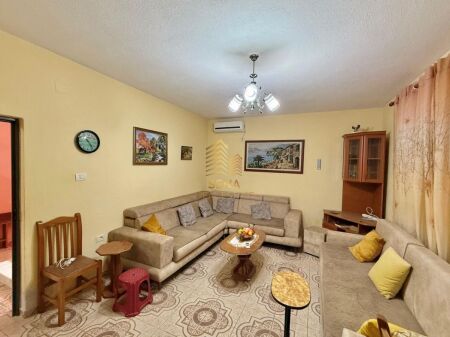 Affitto, Casa Privata 2 piani 2+1+balcone+Parcheggio, Allias, 50.000 Lek/mese
